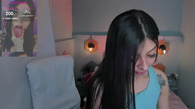 Snapshot of Melissa_Koster chatting on January 2025 12:38:01 AM Melissa Koster online show from January 2025 12:38:01 AM