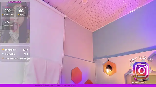 Snapshot of Melissa_Koster chatting on March 2025 03:29:02 AM Melissa Koster online show from March 2025 03:29:02 AM