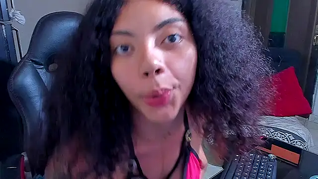 kerlysmith 24 online show from May 2026 07:26:02 PM