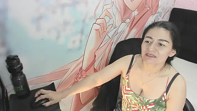 AllysonMilf69 online show from May 2026 02:33:01 PM