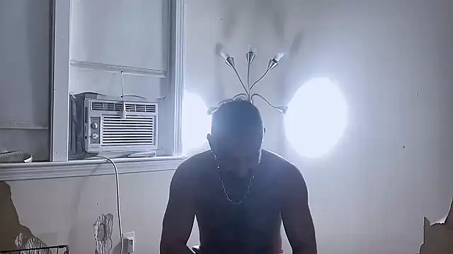 DaddySnowXX online show from September 2025 02:02:01 AM