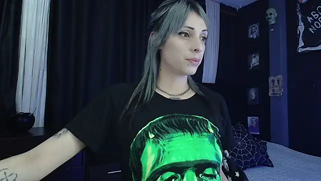 Snapshot of Goddess_Mortem chatting on November 2025 11:32:02 PM Goddess Mortem online show from November 2025 11:32:02 PM