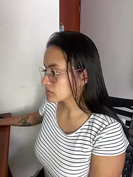 Snapshot of Shanonsex2 chatting on December 2024 08:15:01 PM Shanonsex2 online show from December 2024 08:15:01 PM