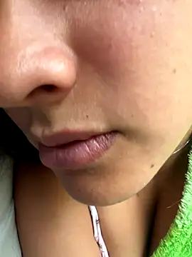 Snapshot of Shanonsex2 chatting on October 2025 08:33:01 PM Shanonsex2 online show from October 2025 08:33:01 PM