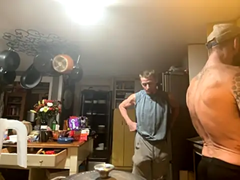 trash4cash online show from November 2025 11:40:01 PM