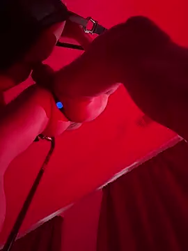 trash4cash online show from November 2025 04:25:01 PM