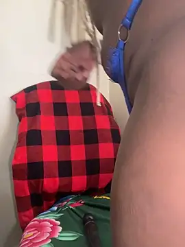 Snapshot of Wzz__ chatting on November 2025 07:08:02 AM Wzz online show from November 2025 07:08:02 AM