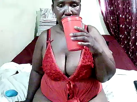 Snapshot of Pinkpussyxx chatting on February 2025 12:25:02 PM Pinkpussyxx online show from February 2025 12:25:02 PM