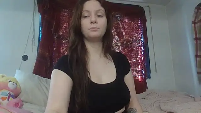 Snapshot of emerieskye20 chatting on January 2025 07:48:01 PM emerieskye20 online show from January 2025 07:48:01 PM