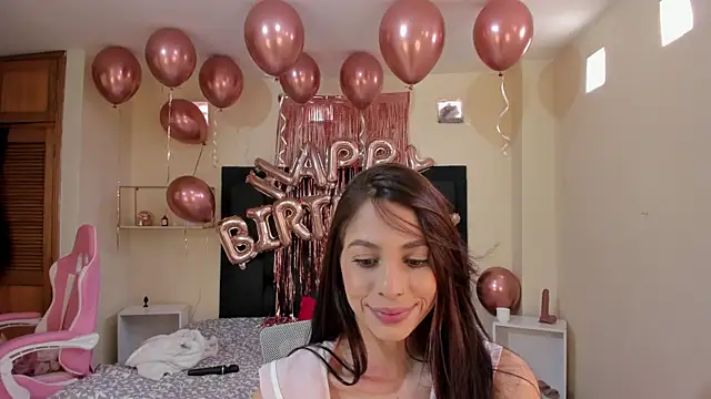 Snapshot of shanakendal2 chatting on February 2025 06:45:01 PM shanakendal2 online show from February 2025 06:45:01 PM