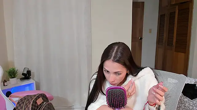 Snapshot of shanakendal2 chatting on February 2025 08:14:02 PM shanakendal2 online show from February 2025 08:14:02 PM