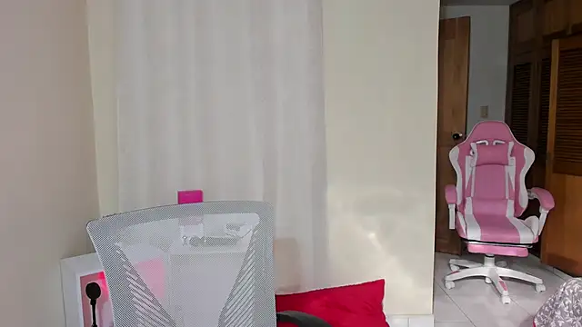 Snapshot of shanakendal2 chatting on February 2025 08:53:02 PM shanakendal2 online show from February 2025 08:53:02 PM