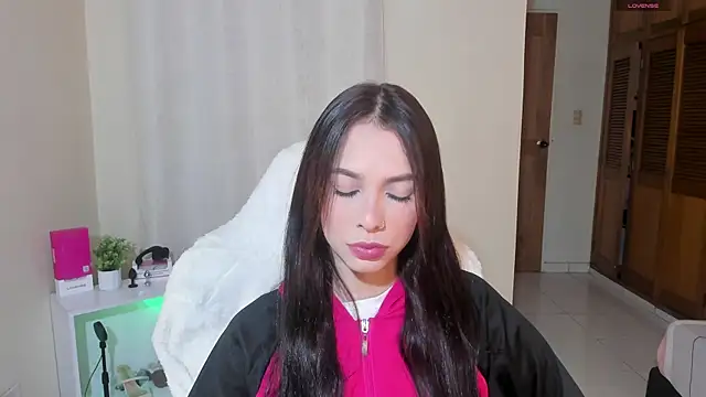 Snapshot of shanakendal2 chatting on March 2025 02:02:01 PM shanakendal2 online show from March 2025 02:02:01 PM