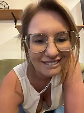 Vanilladreams online show from June 2026 06:54:01 PM