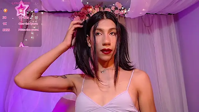 sofiaa grey  online show from March 2025 04:07:02 PM