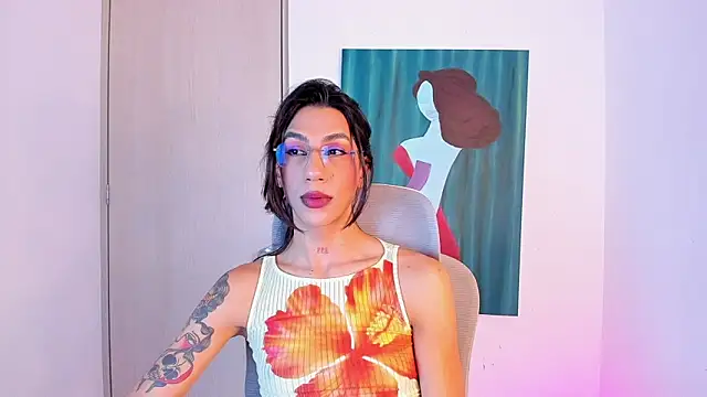 sofiaa grey  online show from March 2026 02:43:01 PM