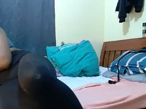 Snapshot of Sweet_choc chatting on March 2025 04:38:02 PM Sweet choc online show from March 2025 04:38:02 PM