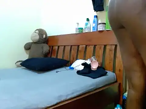 Snapshot of Sweet_choc chatting on March 2025 06:44:02 PM Sweet choc online show from March 2025 06:44:02 PM