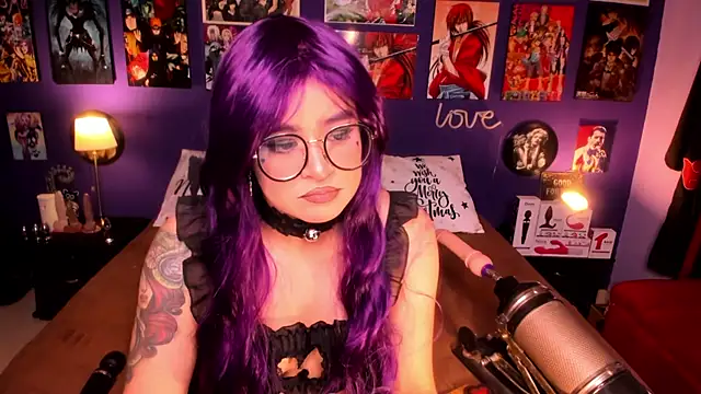 anne cross online show from December 2024 01:29:01 AM