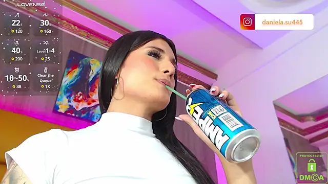 milan delrey online show from December 2024 08:07:02 PM