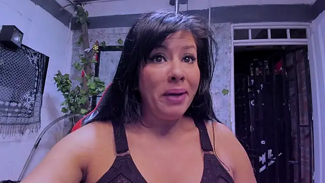 Snapshot of Erlinda-engel chatting on January 2025 11:56:01 AM Erlinda-engel online show from January 2025 11:56:01 AM