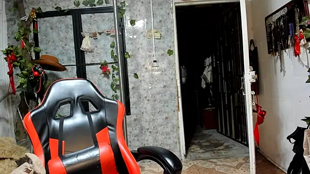 Snapshot of Erlinda-engel chatting on February 2025 12:02:02 PM Erlinda-engel online show from February 2025 12:02:02 PM