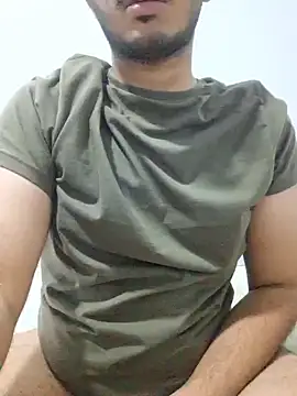 Snapshot of alesssterling chatting on November 2025 10:40:02 AM alesssterling online show from November 2025 10:40:02 AM