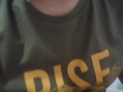 Snapshot of alesssterling chatting on February 2026 08:19:02 PM alesssterling online show from February 2026 08:19:02 PM