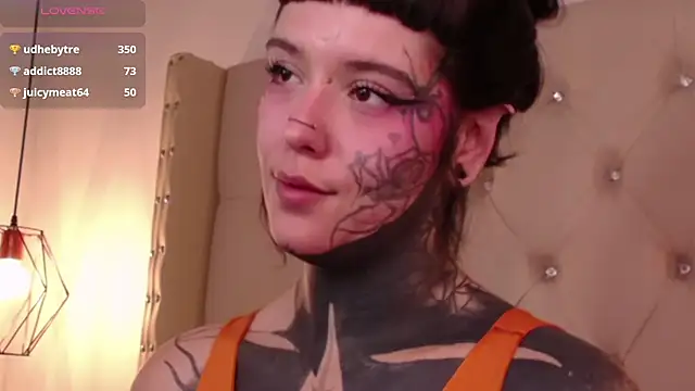 SylveonFox online show from December 2024 04:03:02 PM