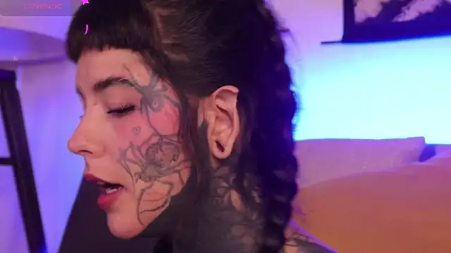 SylveonFox online show from September 2025 11:13:02 AM