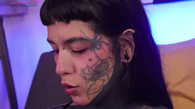 SylveonFox online show from October 2025 11:49:01 PM