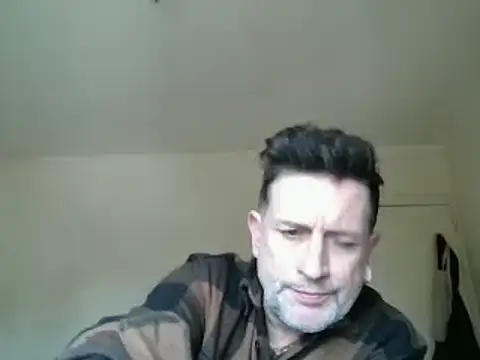 Snapshot of oopsxx chatting on January 2025 12:56:01 PM oopsxx online show from January 2025 12:56:01 PM