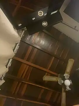 Snapshot of tom_thick chatting on December 2024 12:03:02 AM tom thick online show from December 2024 12:03:02 AM