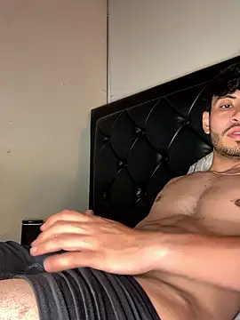 tom thick online show from January 2026 12:10:02 PM