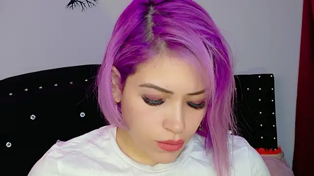 Natalia Montoya online show from May 2026 12:28:02 AM
