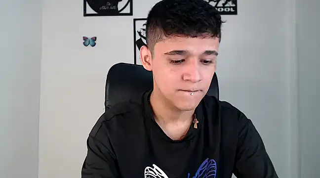 kaiine190 online show from February 2025 01:08:02 PM