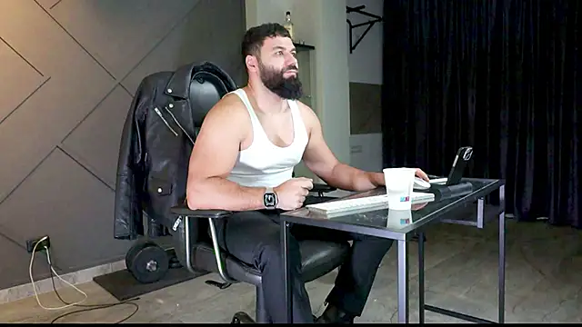 mattmasterss online show from January 2025 04:30:02 AM