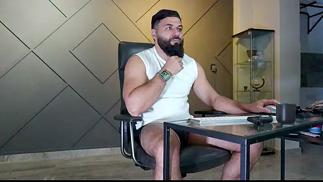 mattmasterss online show from February 2025 05:20:02 AM