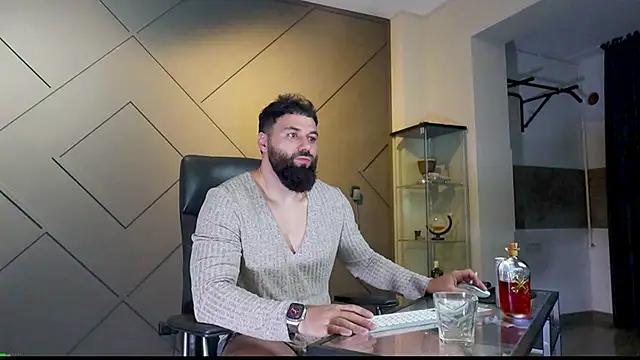 mattmasterss online show from February 2025 10:42:02 PM