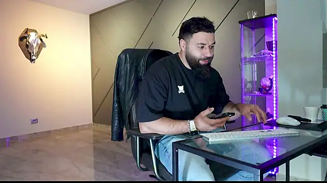 mattmasterss online show from March 2025 09:55:01 AM