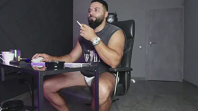 mattmasterss online show from October 2025 10:06:02 PM