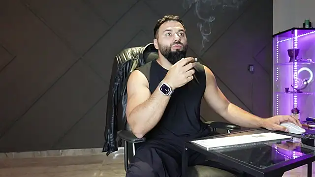 mattmasterss online show from May 2026 09:00:02 PM