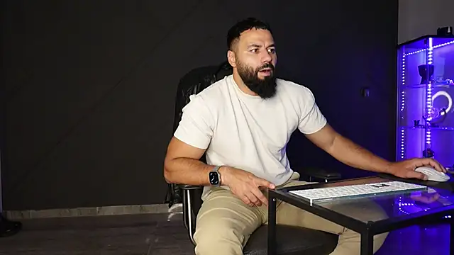 mattmasterss online show from May 2026 02:52:01 AM