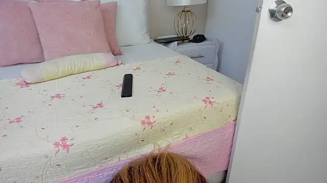 Valeriasaenzz  online show from February 2025 04:59:02 AM