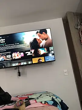 Valeriasaenzz  online show from February 2025 08:18:01 PM