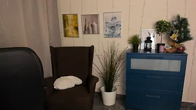 AlicePopsy online show from December 2024 09:26:01 PM