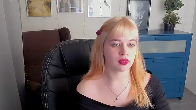 AlicePopsy online show from February 2025 10:52:01 AM