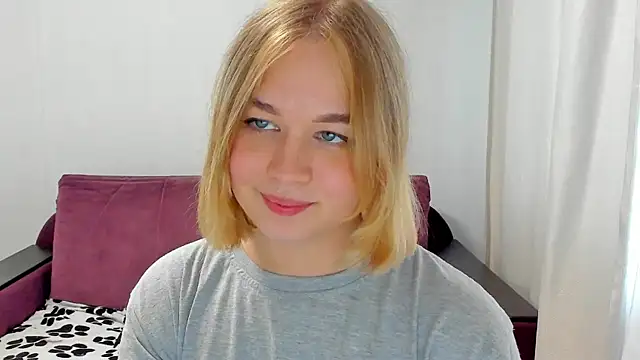 Snapshot of AlicePopsy chatting on July 2026 02:52:01 PM AlicePopsy online show from July 2026 02:52:01 PM