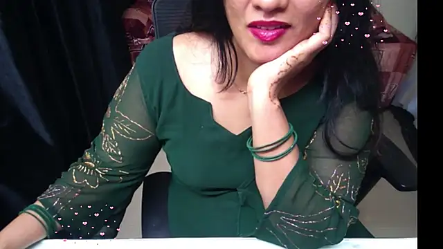 Arushisingh8888 online show from June 2026 01:06:02 PM