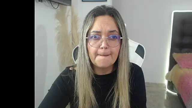 samy vsn online show from November 2025 05:56:02 PM